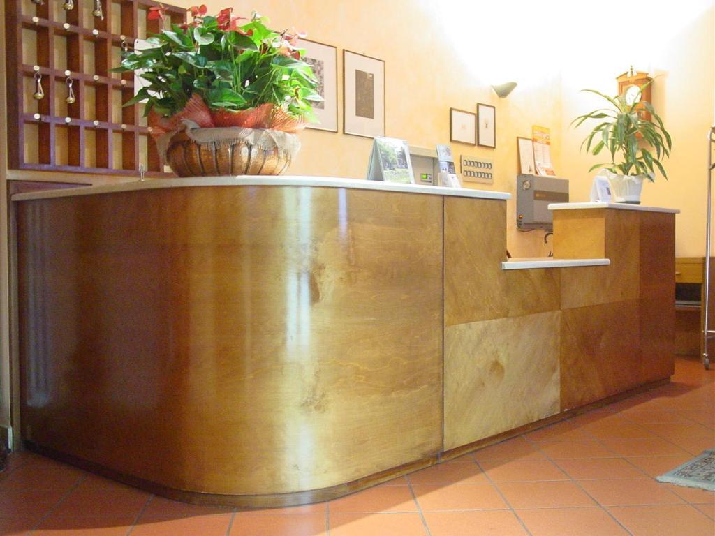 Albergo Ristorante La Scaiola Nuvolera Esterno foto