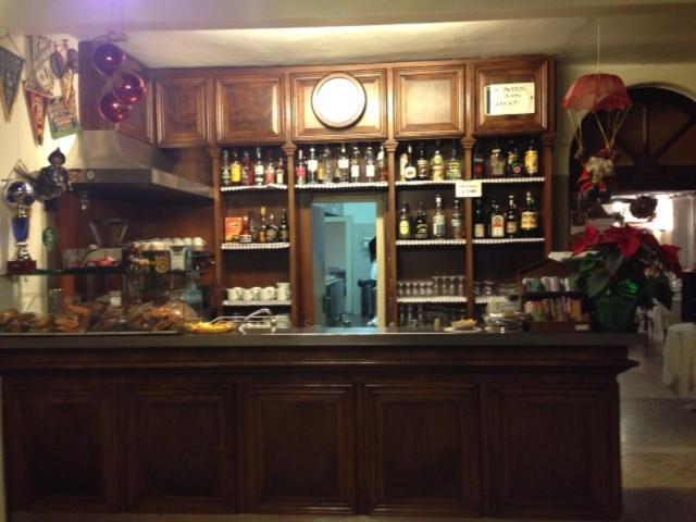 Albergo Ristorante La Scaiola Nuvolera Esterno foto