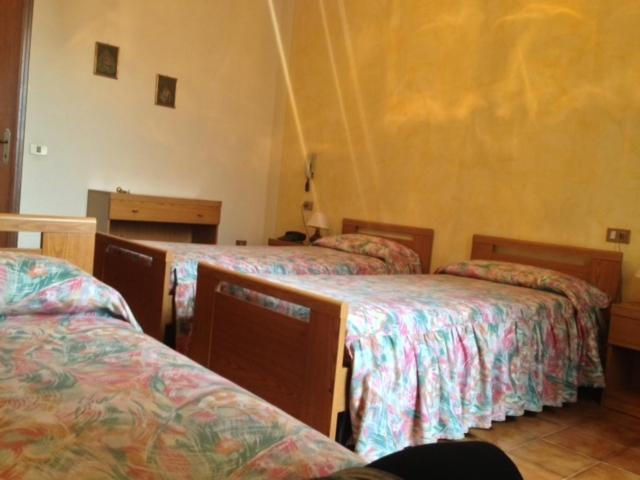Albergo Ristorante La Scaiola Nuvolera Camera foto